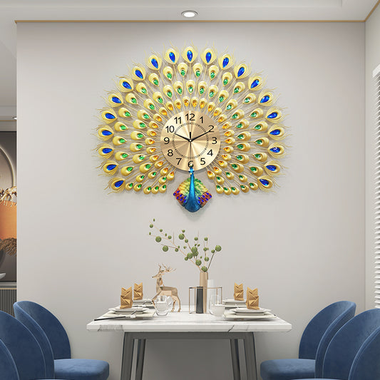 The peacock spreads his wings clock creative design decoration metal clock