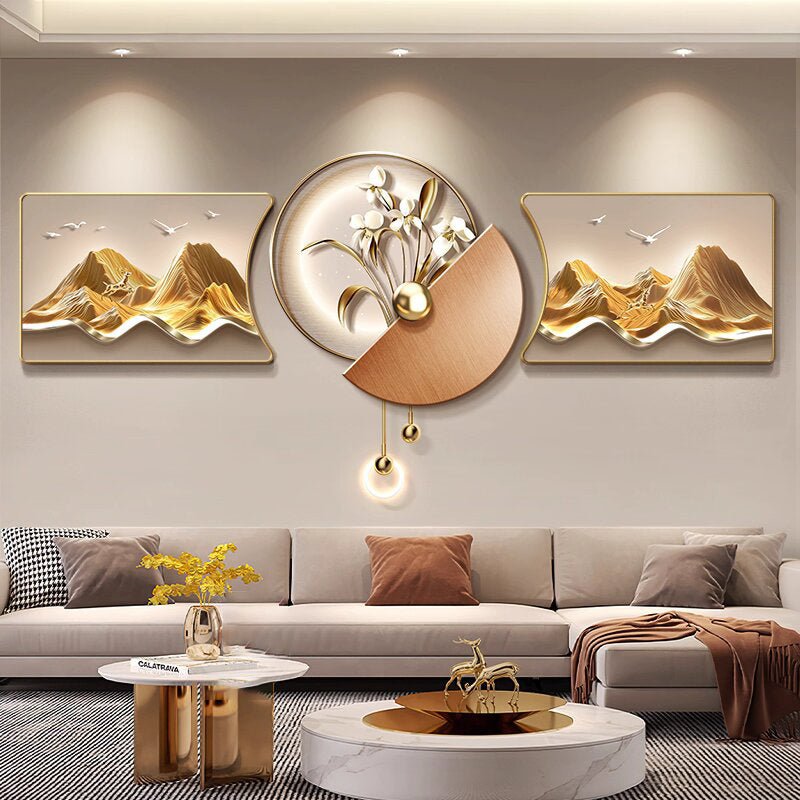 Light luxury metal clock Simple yet luxurious Creative Clock creative design decoration wall painting clock