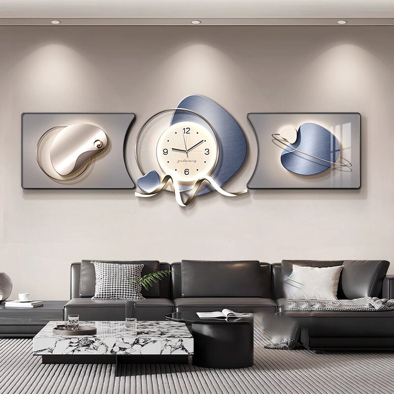 Light luxury metal clock Simple yet luxurious Creative Clock creative design decoration wall painting clock