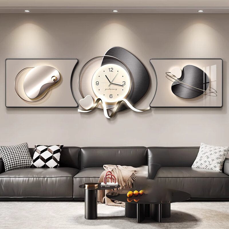 Light luxury metal clock Simple yet luxurious Creative Clock creative design decoration wall painting clock